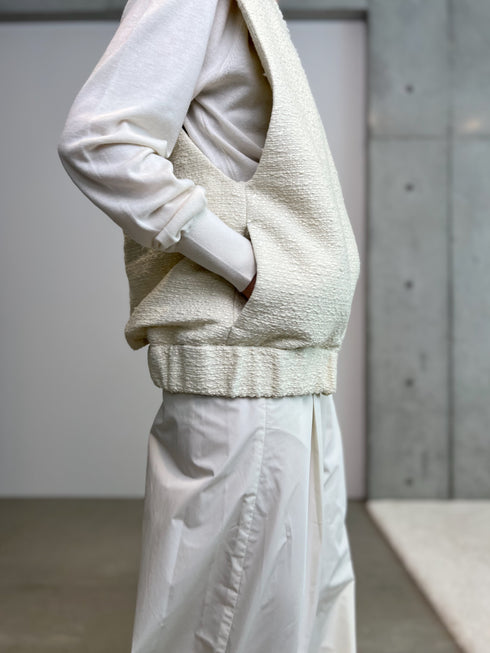 egg zip vest